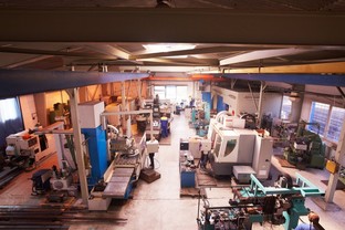 CNC manufacturing